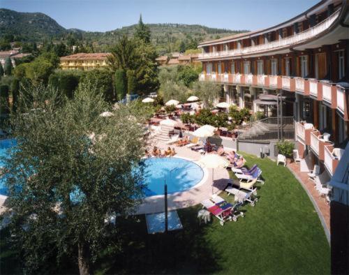 גארדה Hotel Continental מראה חיצוני תמונה